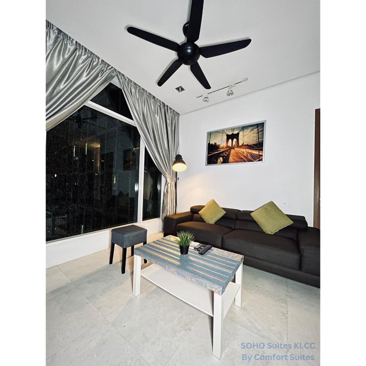 Soho Suites Klcc By Comfort Suites Kuala Lumpur Bagian luar foto