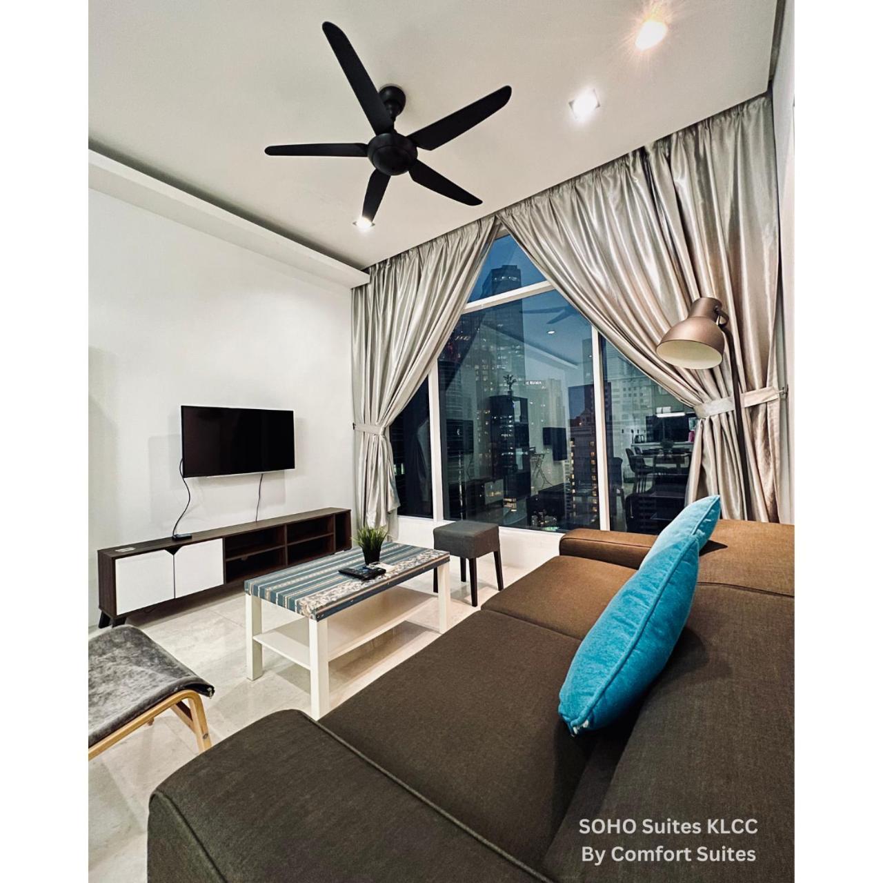 Soho Suites Klcc By Comfort Suites Kuala Lumpur Bagian luar foto