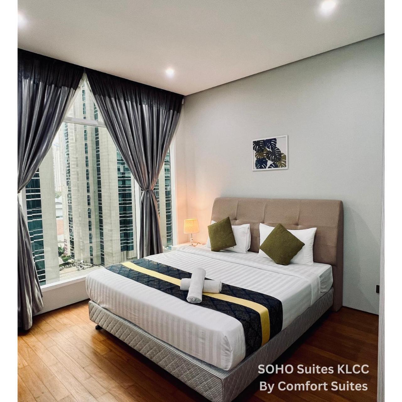 Soho Suites Klcc By Comfort Suites Kuala Lumpur Bagian luar foto