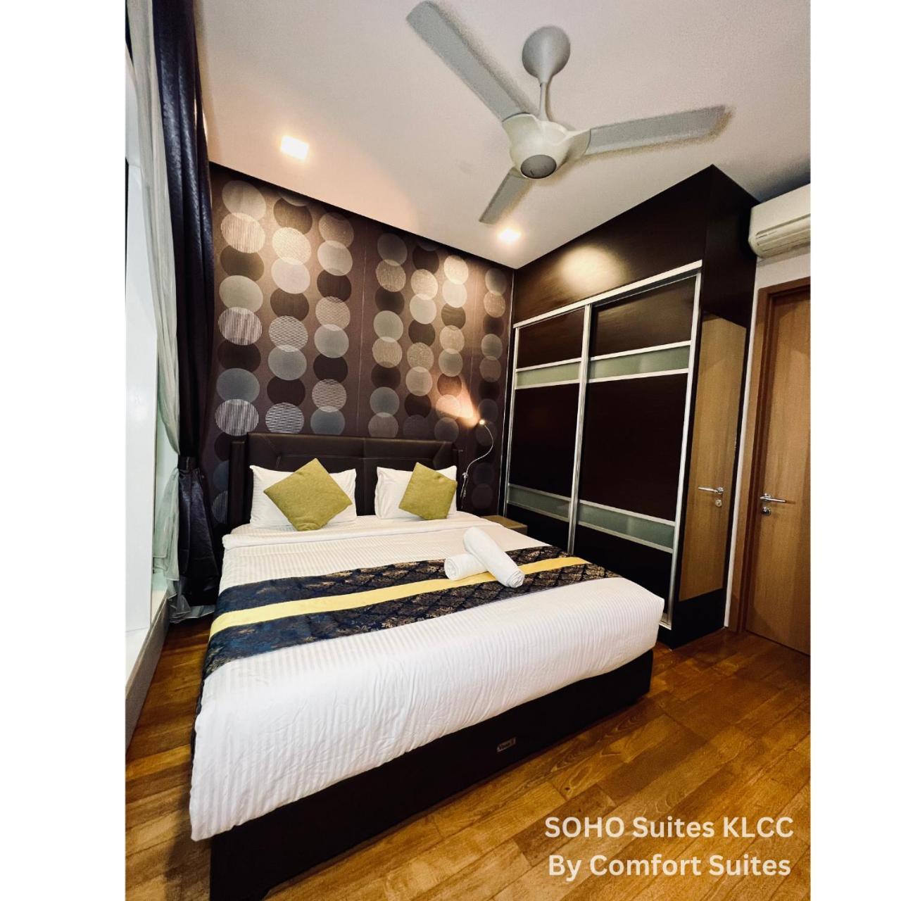 Soho Suites Klcc By Comfort Suites Kuala Lumpur Bagian luar foto