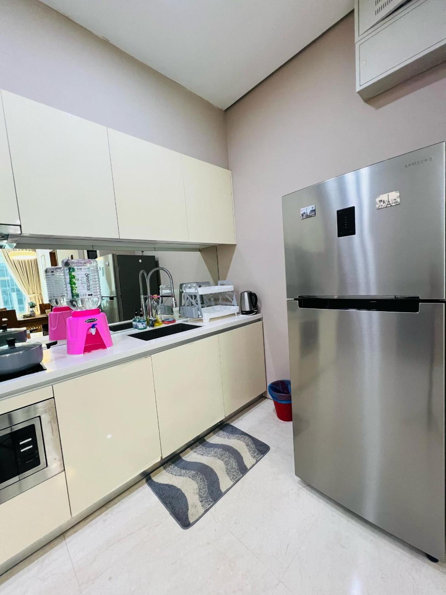 Soho Suites Klcc By Comfort Suites Kuala Lumpur Bagian luar foto