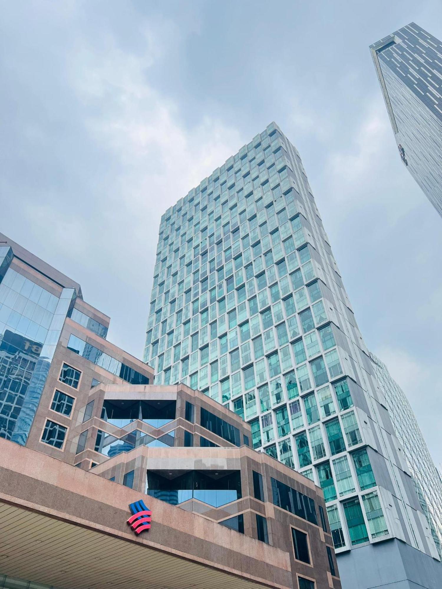 Soho Suites Klcc By Comfort Suites Kuala Lumpur Bagian luar foto
